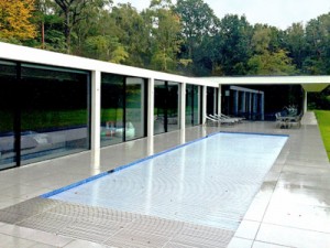 Flat Roofs on Modernist Houses - Grand Designs Edge Detail