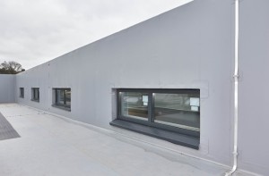 designing flat roofs windows