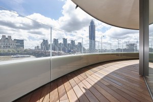 Flush Threshold to Balcony
